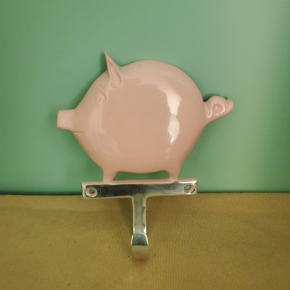 Pink Piggy Porcelain w/ Silver Hook